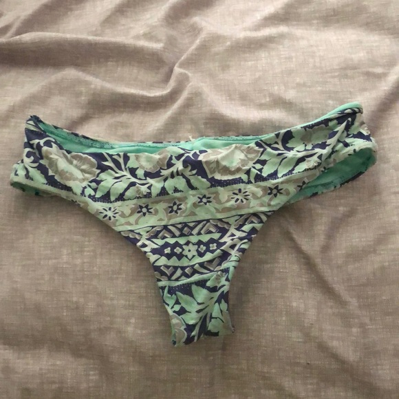 Billabong bikini bottom - Picture 1 of 3